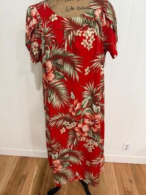 Vintage Puanani Hawaiian Tropical Floral Maxi Dress/ Muumuu Made in Hawaii